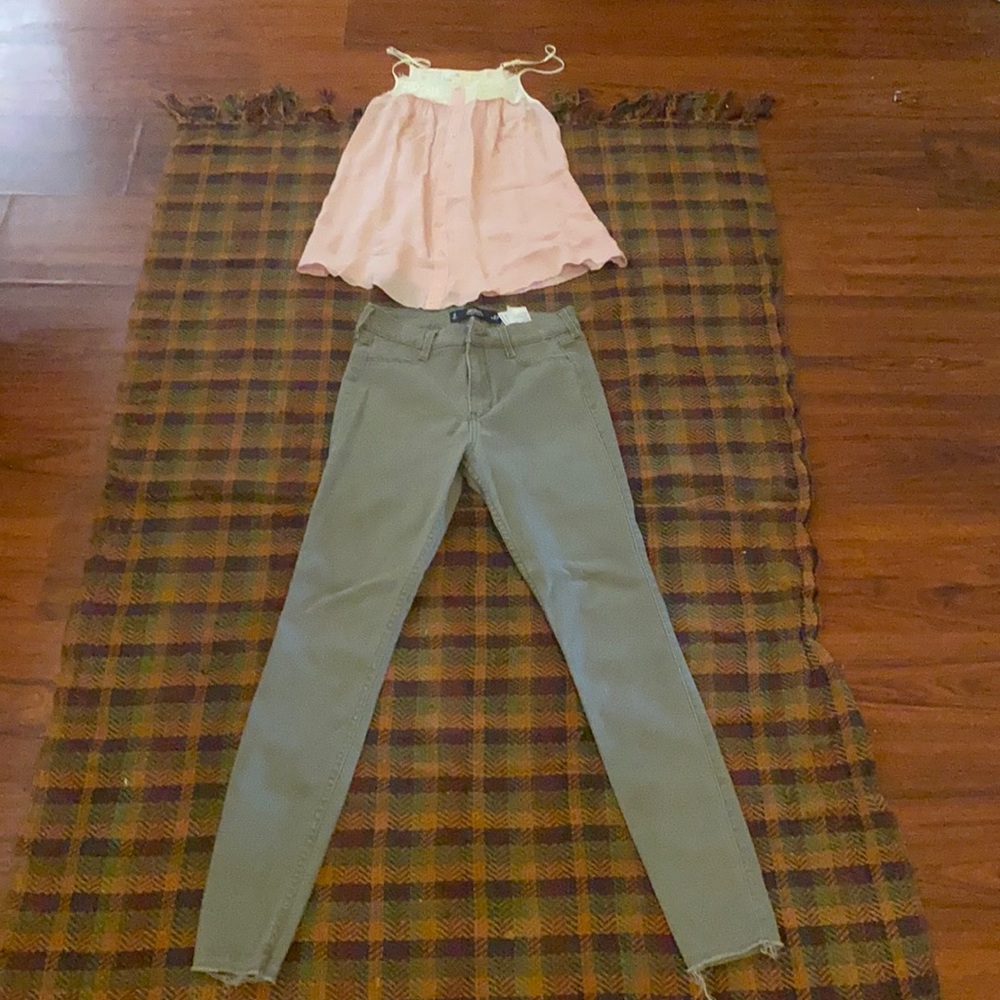 Hollister Army Green skinnies w Free babydoll top